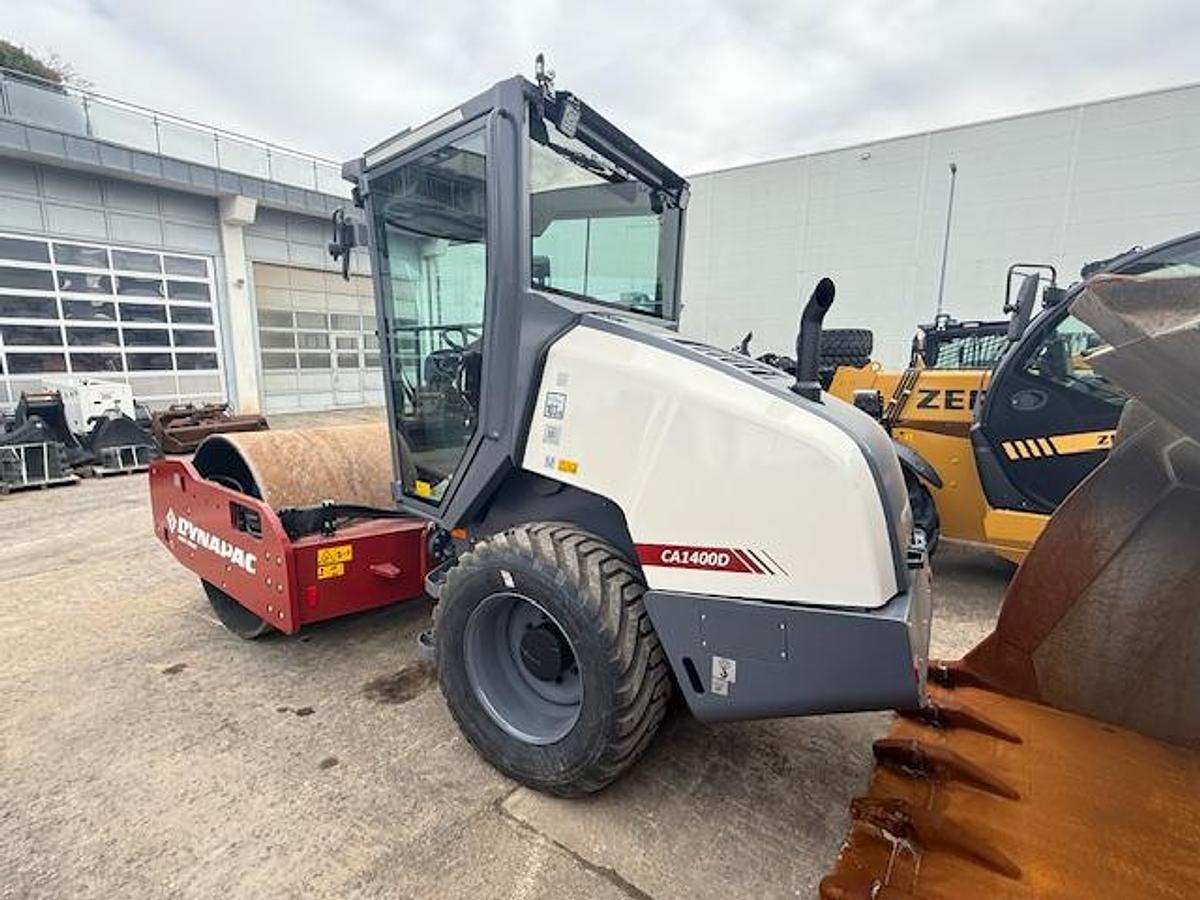 2026 Dynapac CA1400 D
