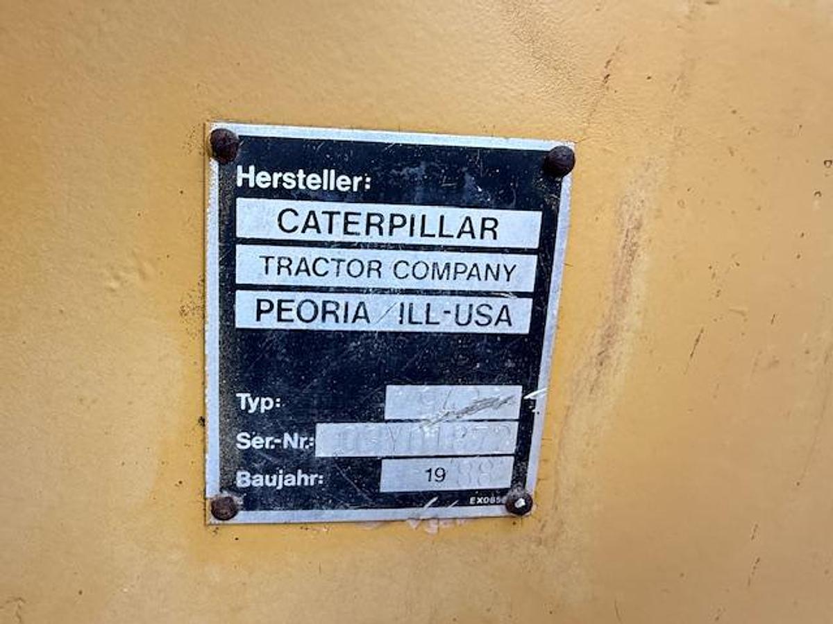 Gebraucht 1988 Caterpillar 943
