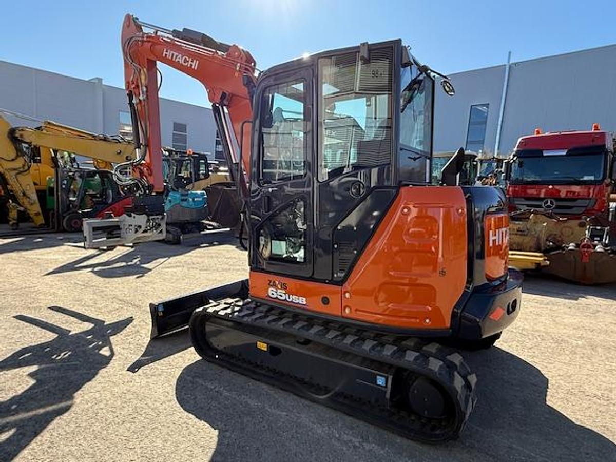 2024 Hitachi ZX65 USB-6