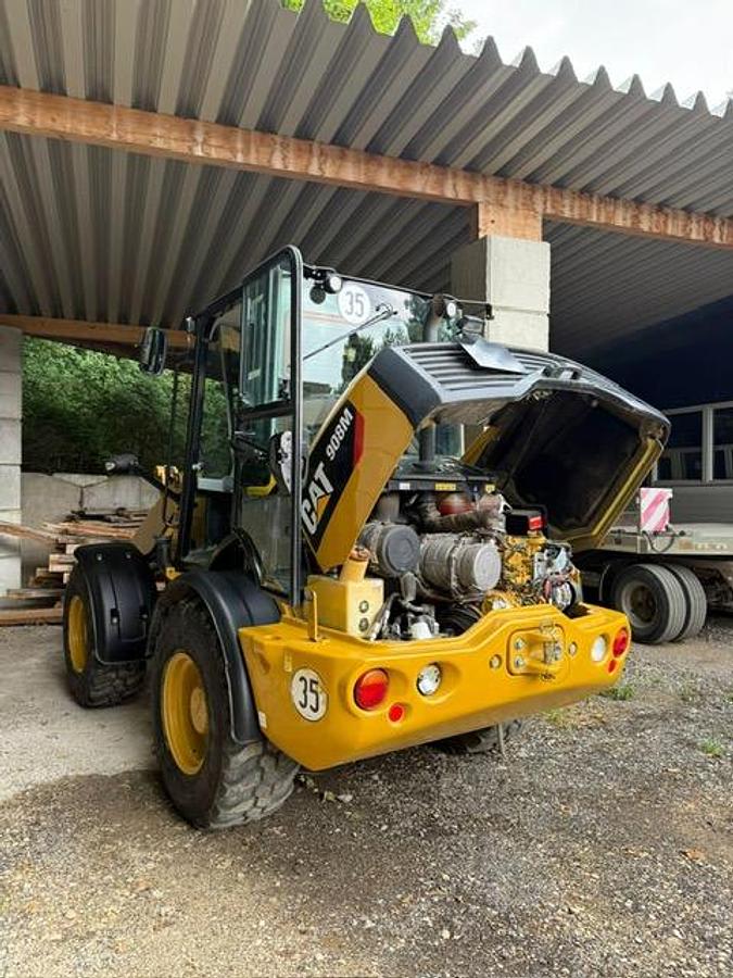 Gebraucht 2019 Caterpillar 908M