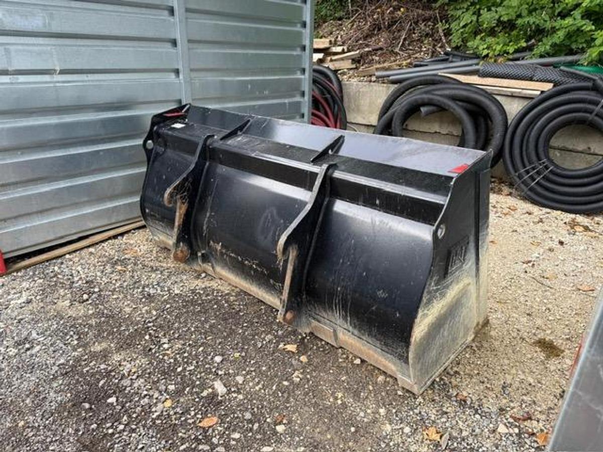 Gebraucht 2019 Caterpillar 908M