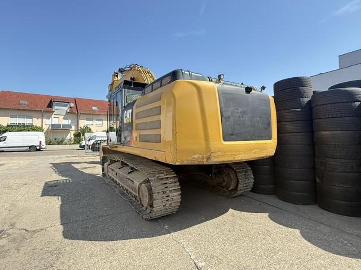Gebraucht 2016 Caterpillar 336 FLN