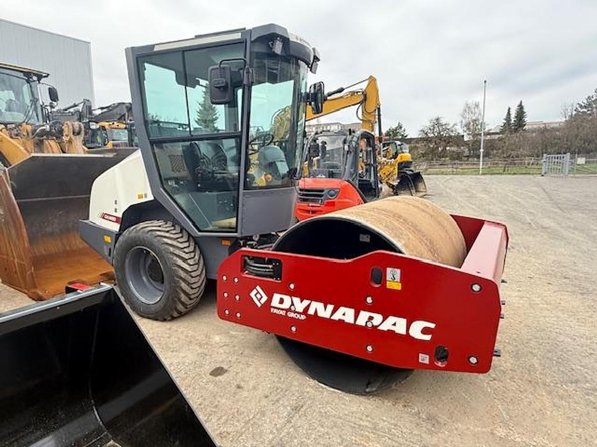 2026 Dynapac CA1400 D