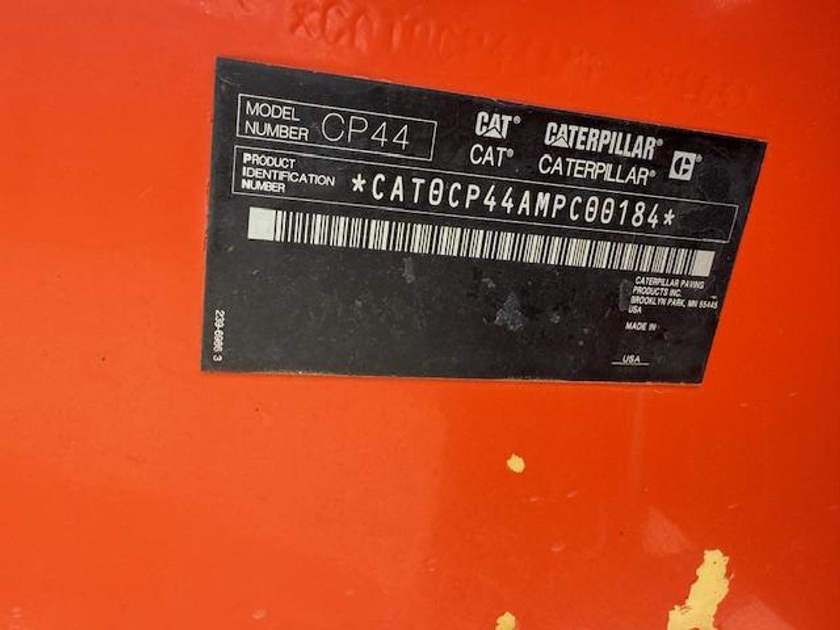 Gebraucht 2011 Caterpillar CP44