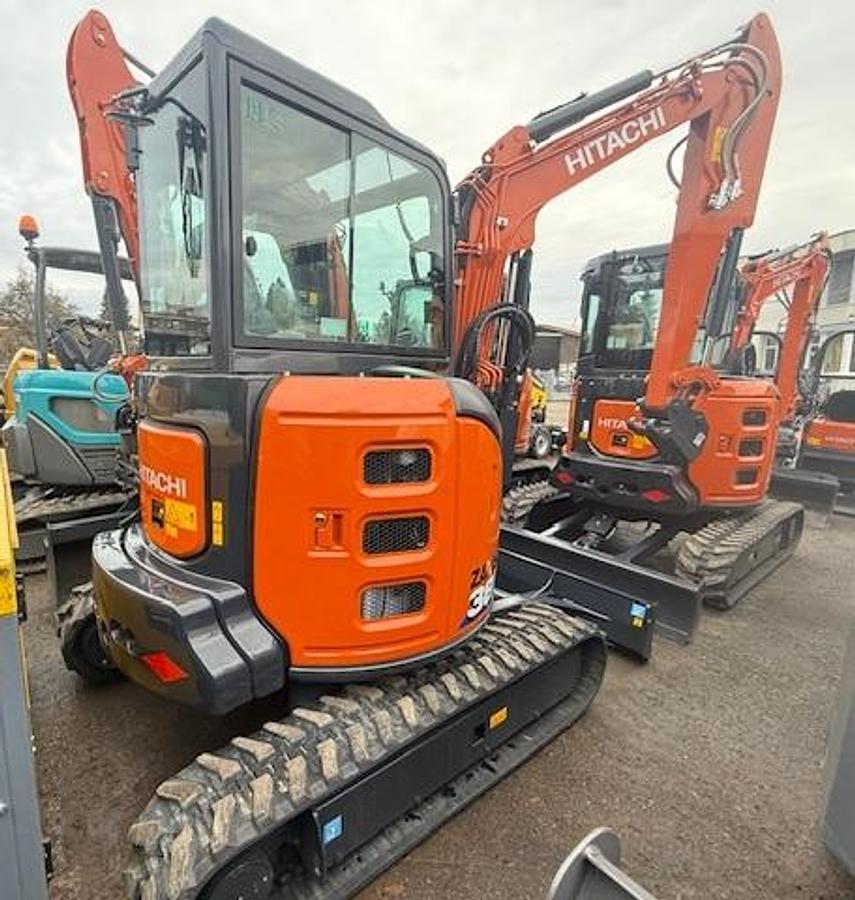 2025 Hitachi ZX 38 U-6