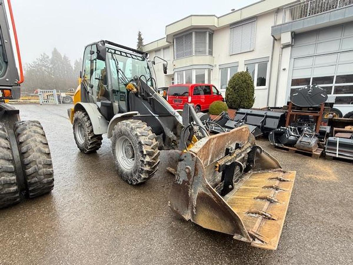 Gebraucht 2010 Kramer 850