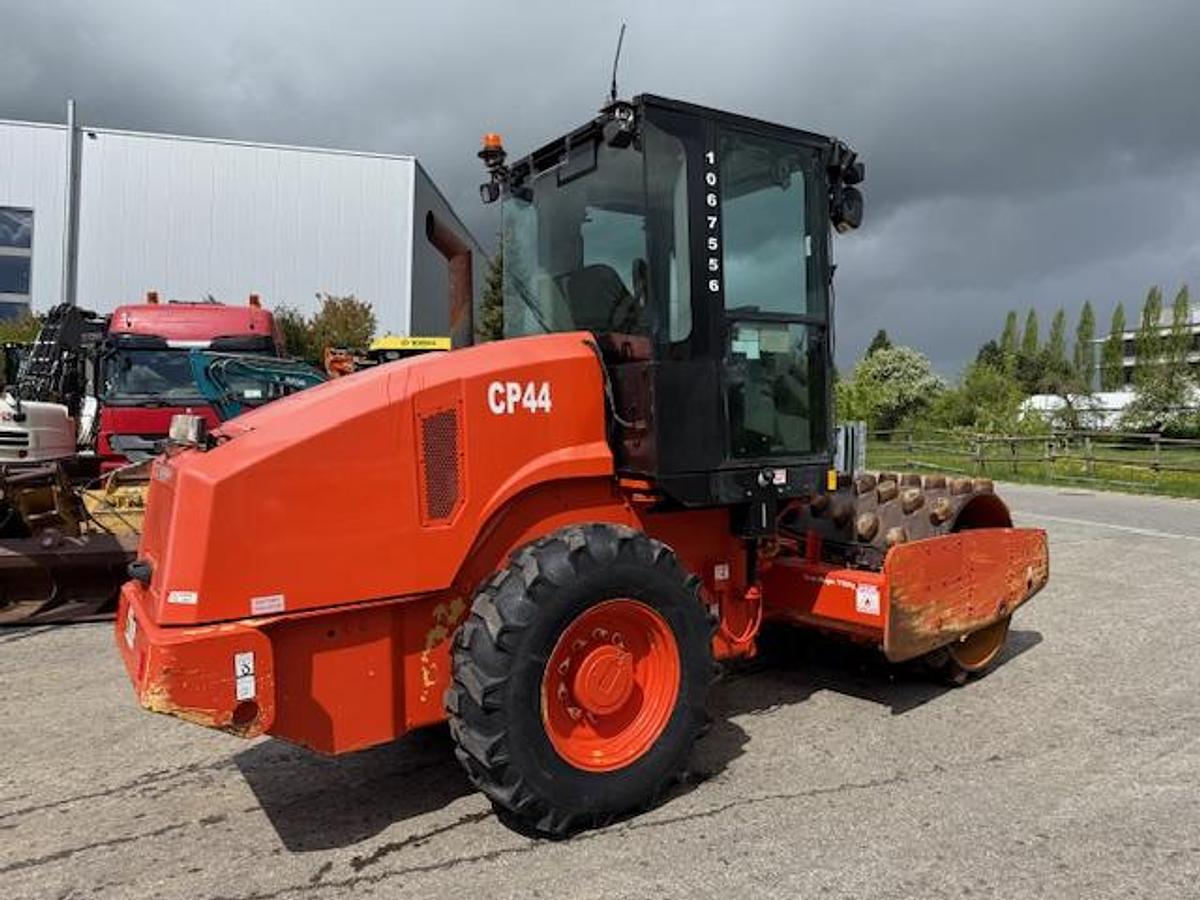 Gebraucht 2011 Caterpillar CP44