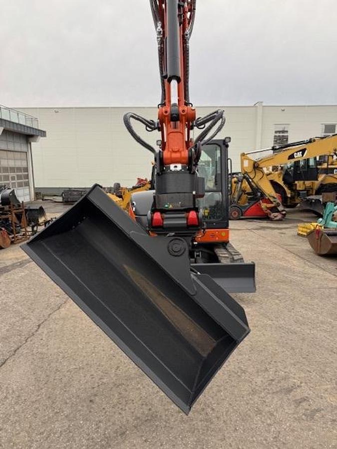 2024 Hitachi ZX65 USB-6