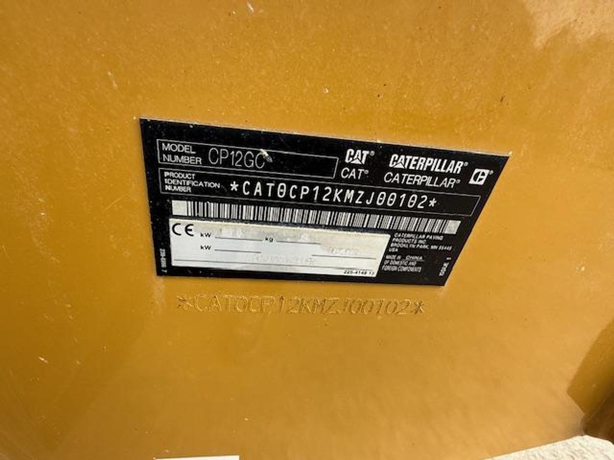 Gebraucht 2021 Caterpillar CP12 GC