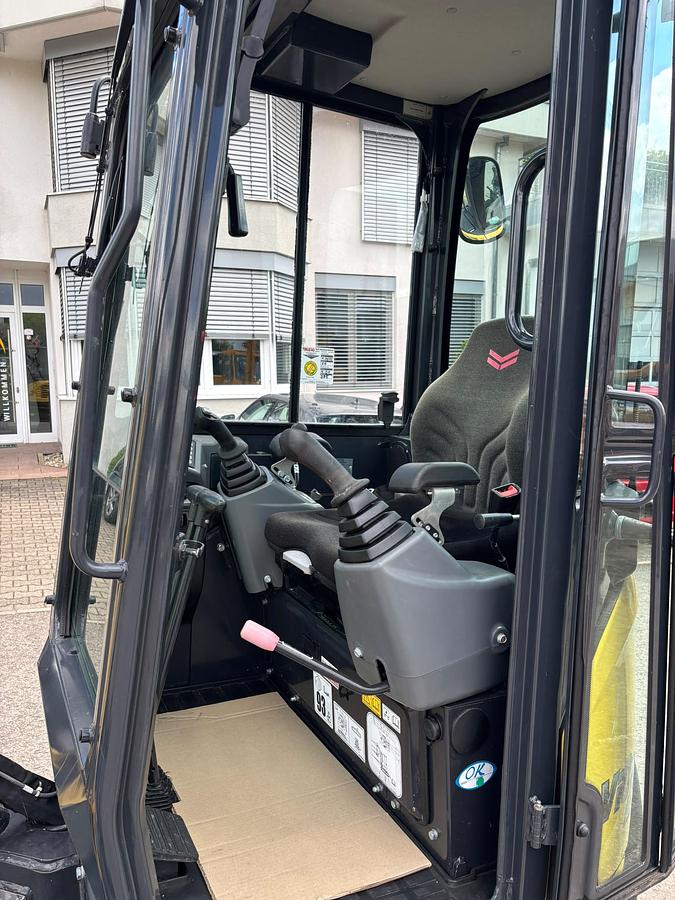 Gebraucht 2019 Yanmar Vio26-6