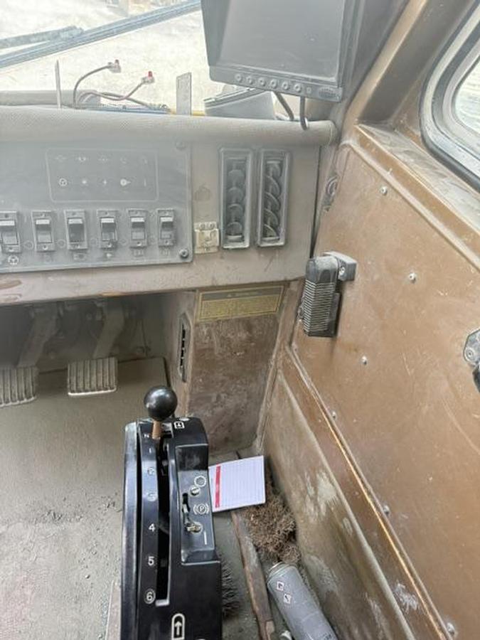 Gebraucht 2009 Caterpillar 775B