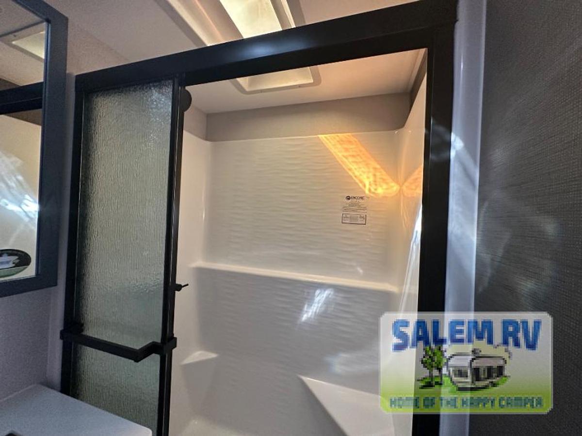 New 2026 Palomino Columbus 389FLH