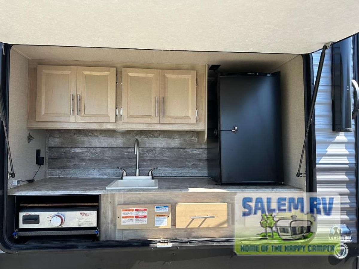 Used Used 2021 Coachmen RV Catalina Legacy 323BHDSCK
