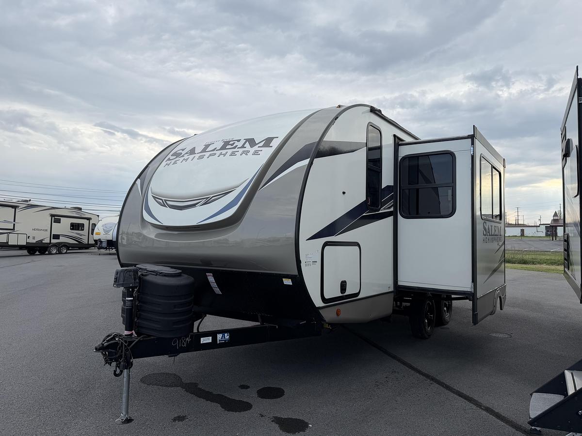 Used Used 2024 Forest River RV Salem Hemisphere Hyper-Lyte 19RBHL