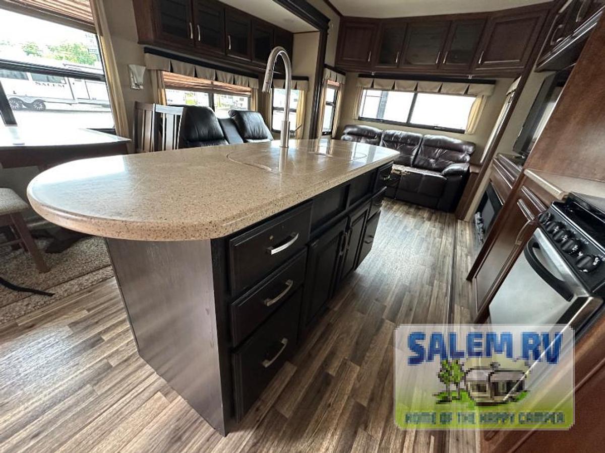 Used Used 2016 Grand Design Solitude 384GK