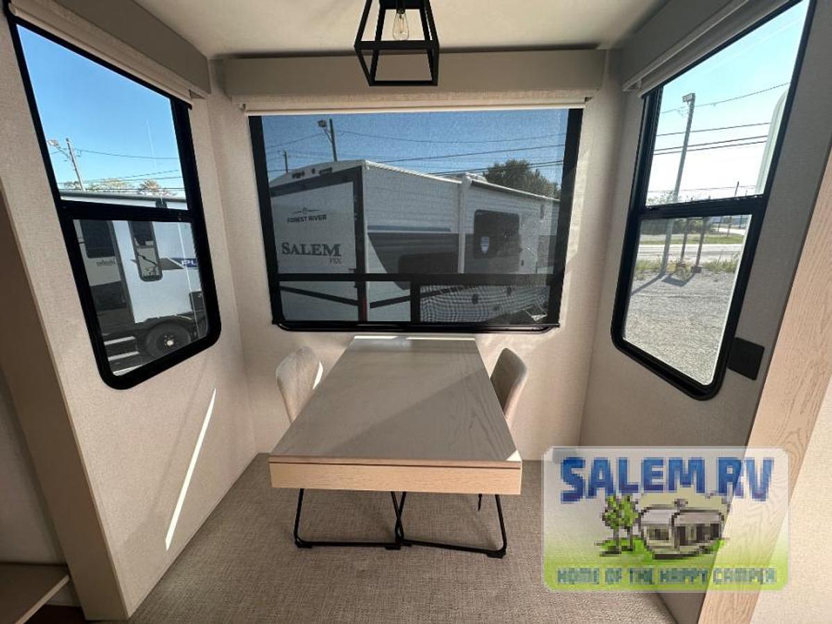 New 2026 Palomino Columbus 389FLH