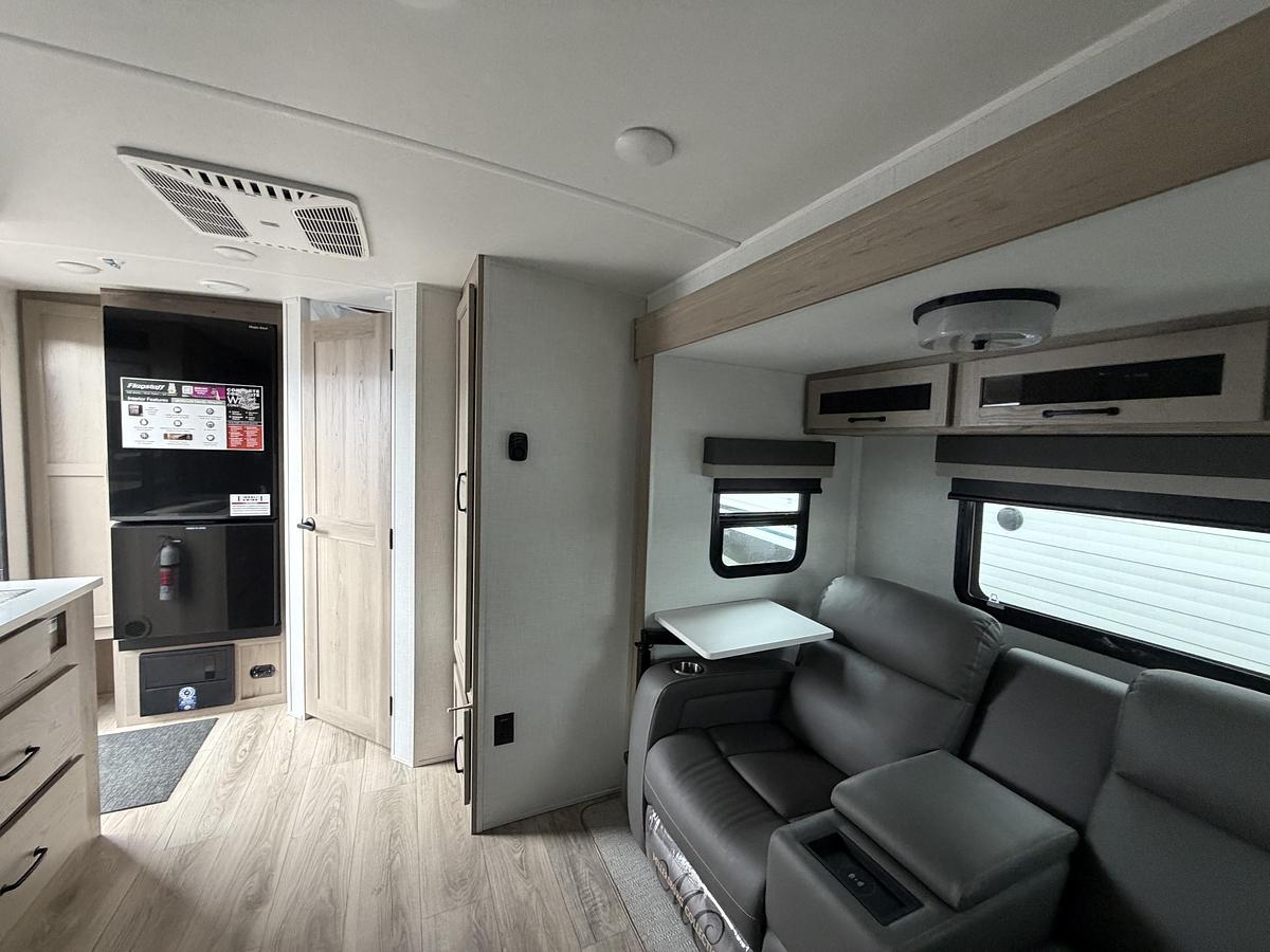 Used 2025 Forest River RV Flagstaff Micro-Lite 22FBS