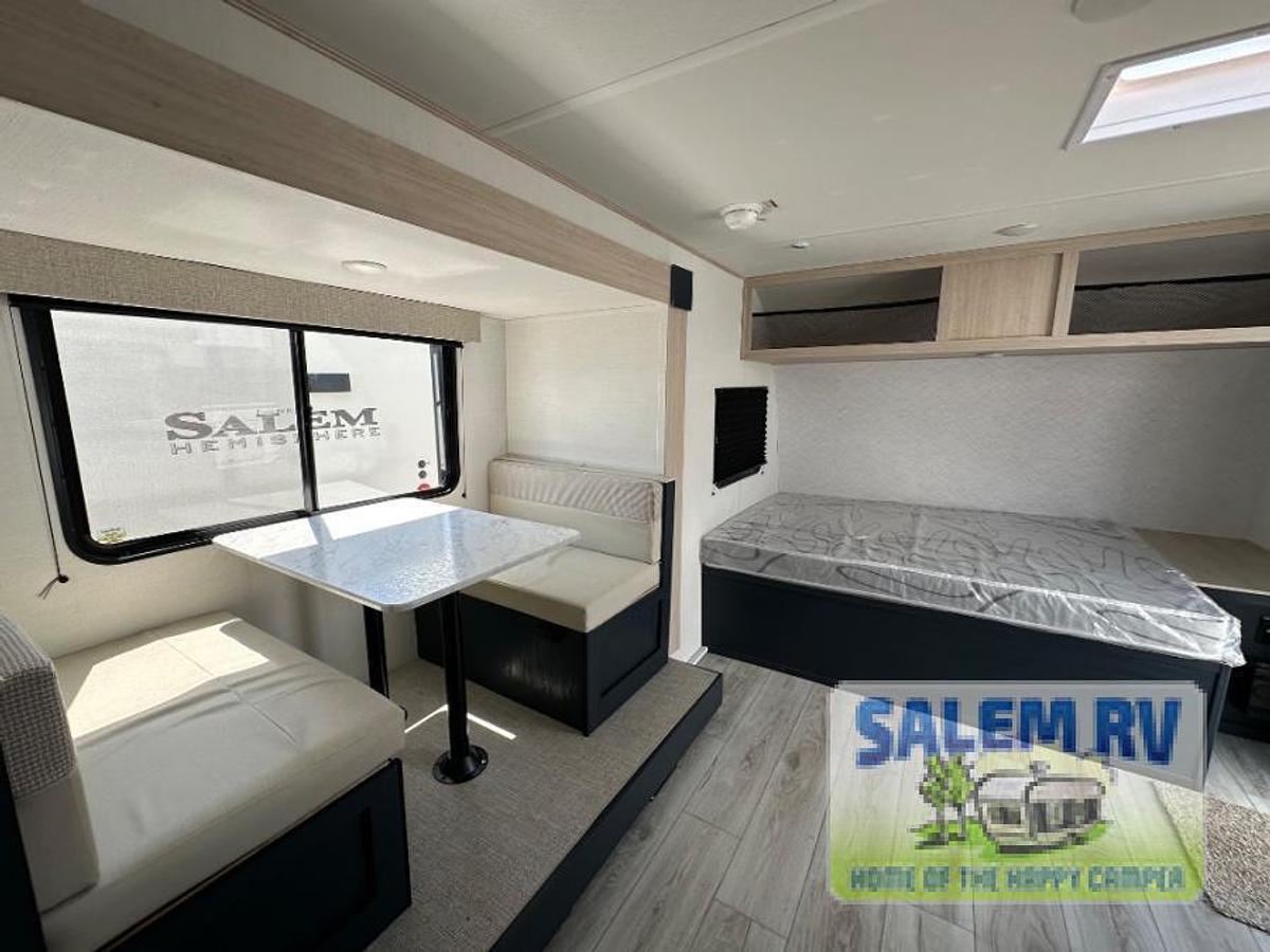 New 2024 Prime Time RV Avenger LT 17FQS