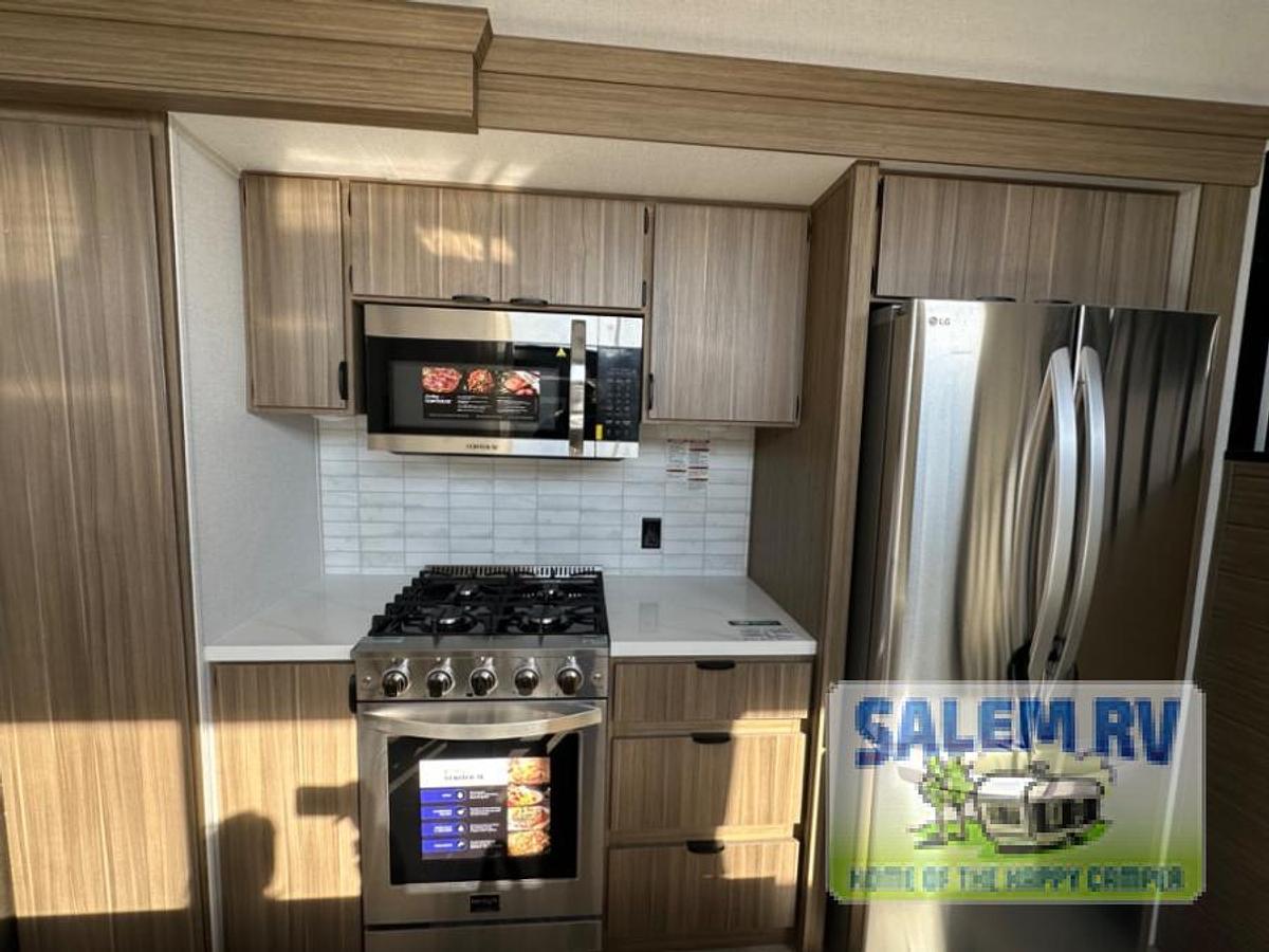 New 2025 Forest River RV Salem Grand Villa 42VERANDA