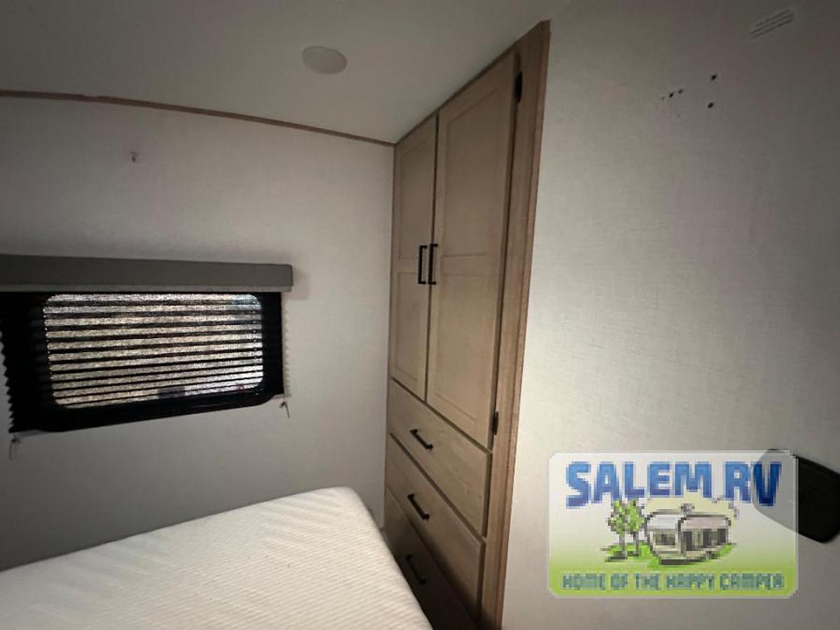Used Used 2024 Keystone RV Arcadia Select 21SRK
