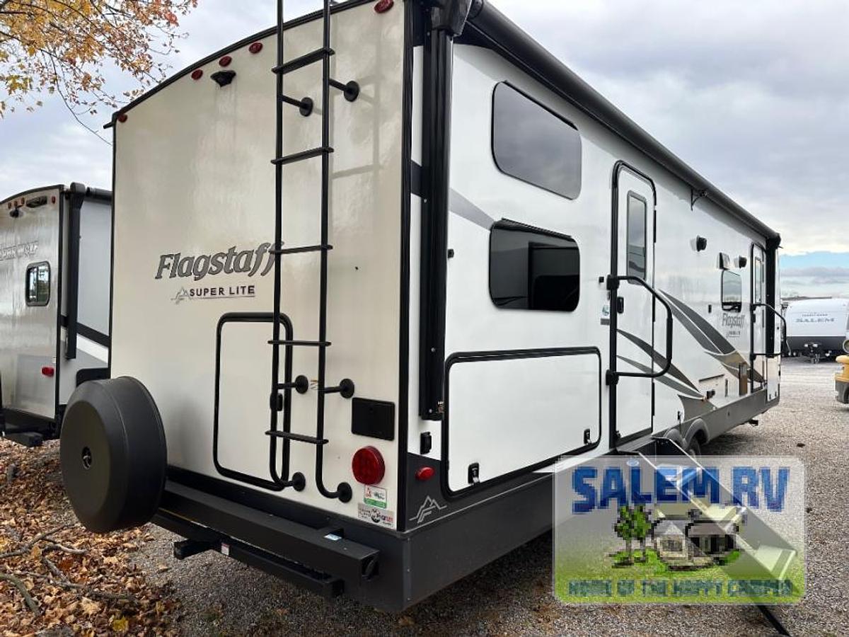 Used Used 2024 Forest River RV Flagstaff Super Lite 27BHWS