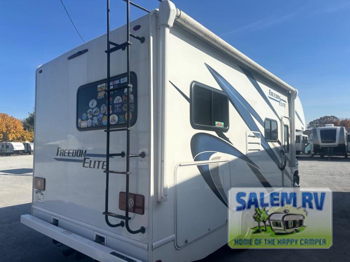Used Used 2021 Thor Motor Coach Freedom Elite 22HE