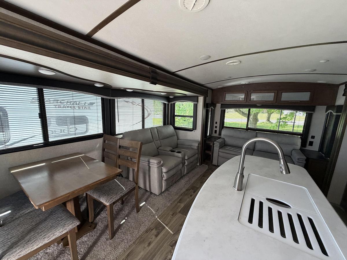 Used Used 2020 Keystone RV Cougar Half-Ton 32RLI
