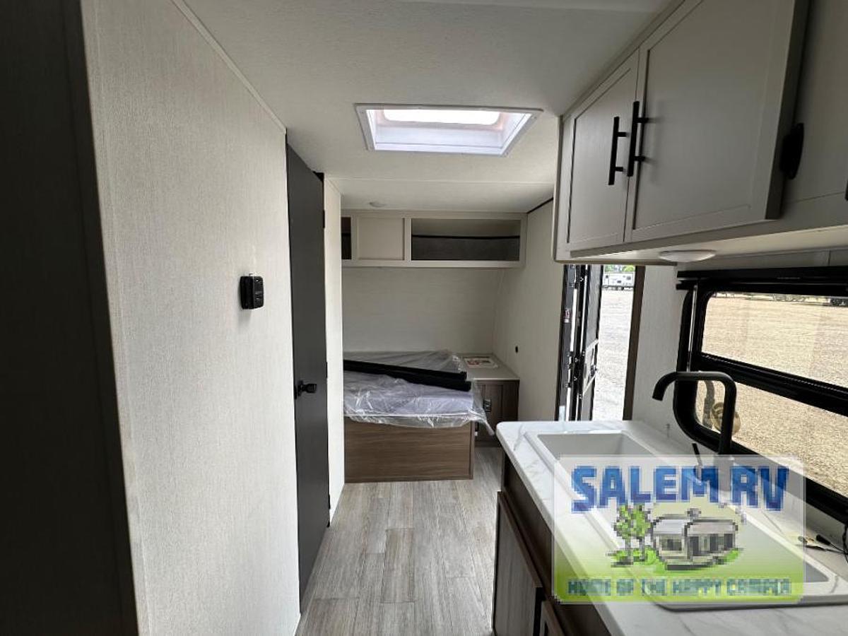 New 2026 Prime Time RV Avenger LT 16RD
