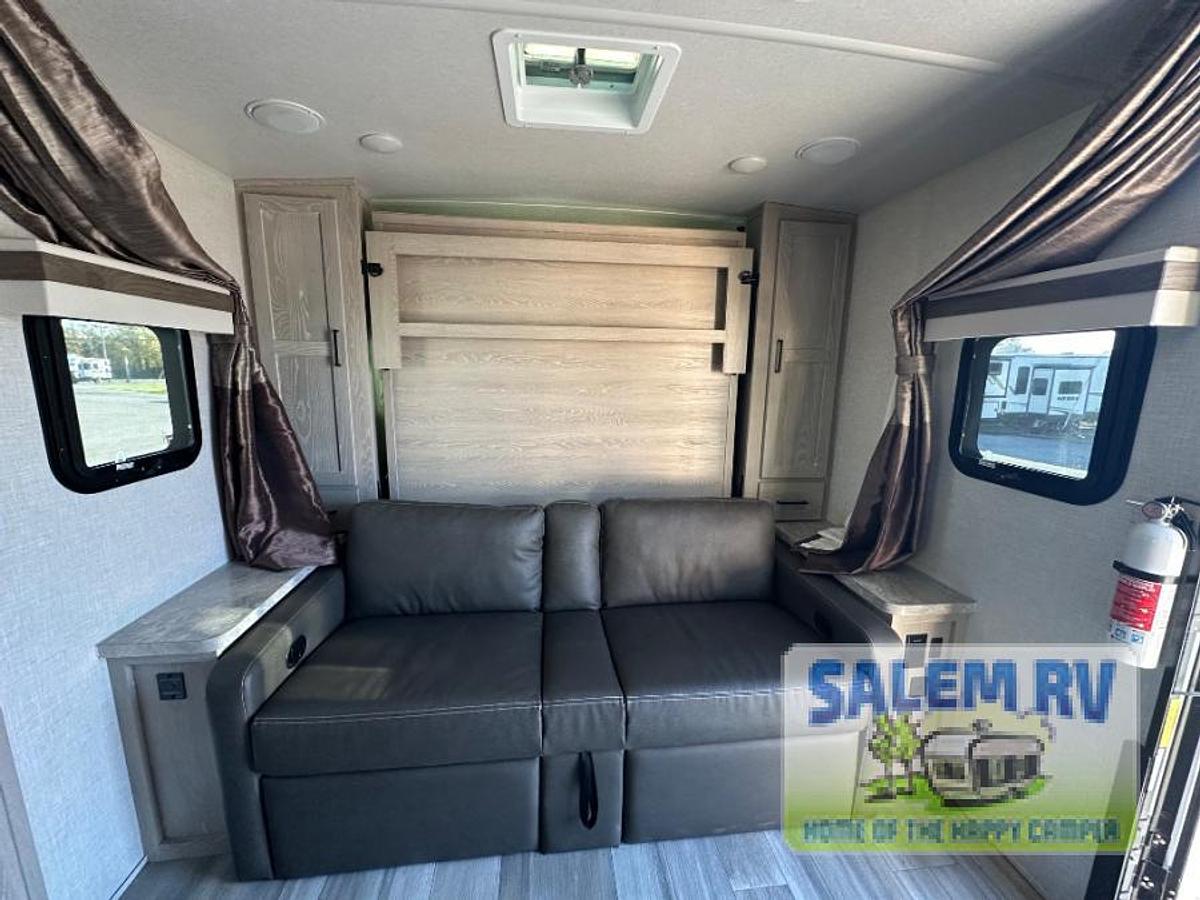 Used Used 2022 Forest River RV Rockwood Mini Lite 2509S