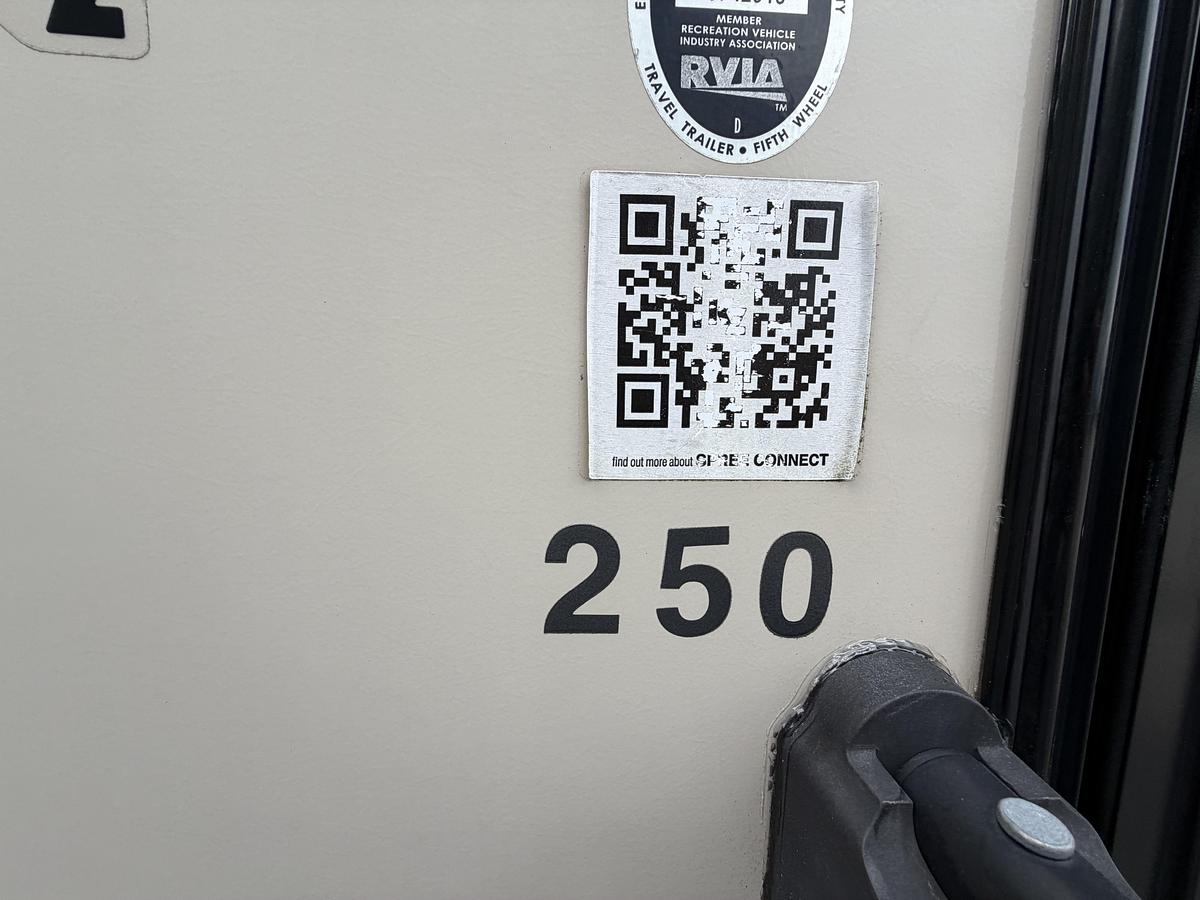 Used 2015 KZ RV Spree 250BHS