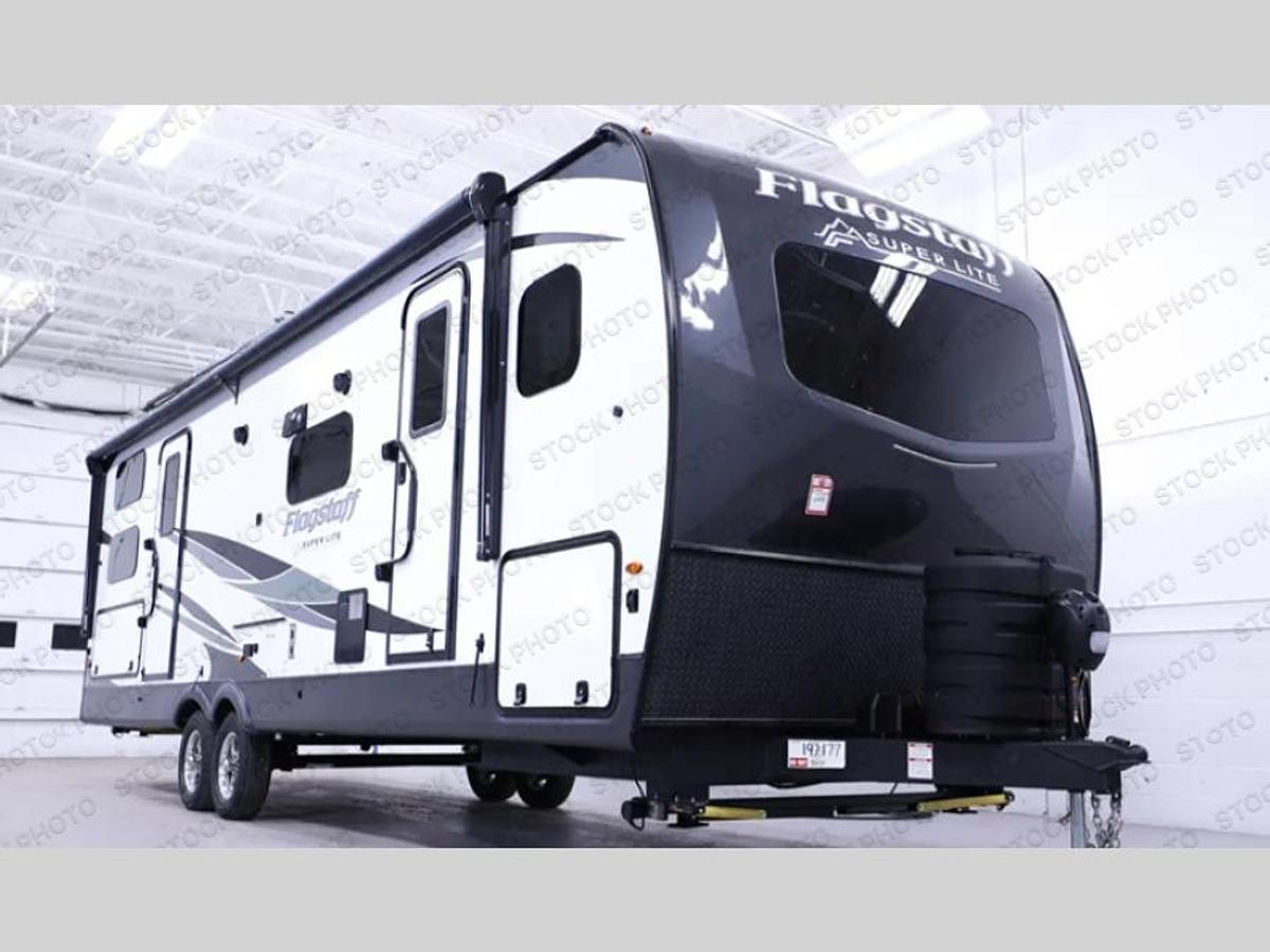 Used Used 2024 Forest River RV Flagstaff Super Lite 27BHWS
