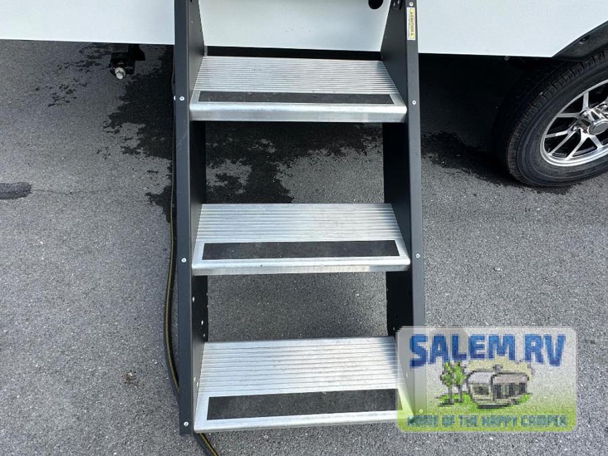 Used Used 2025 Alliance RV Delta Ultra Lite RK234