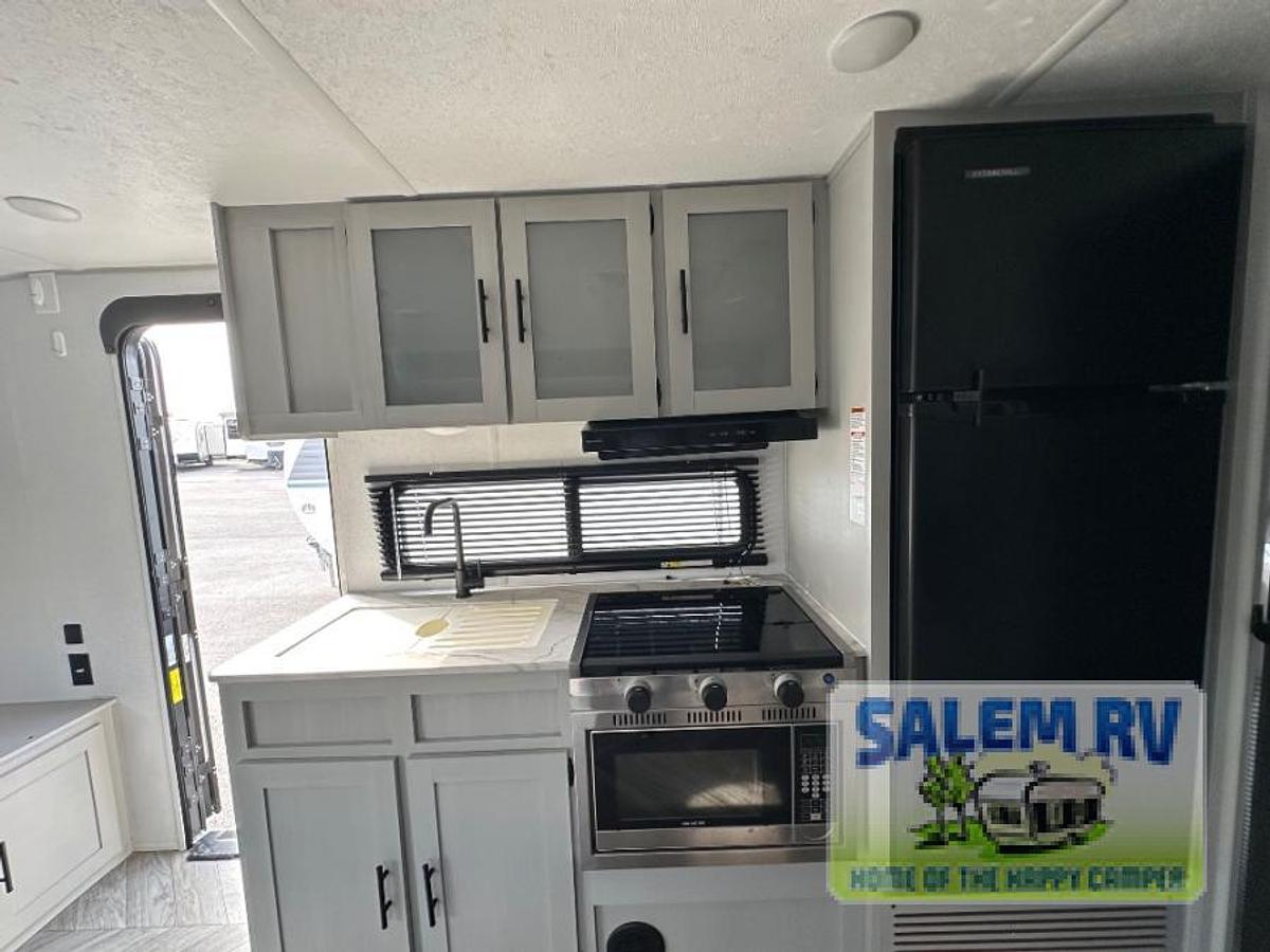 Used Used 2022 Forest River RV Wildwood FSX 280RTX