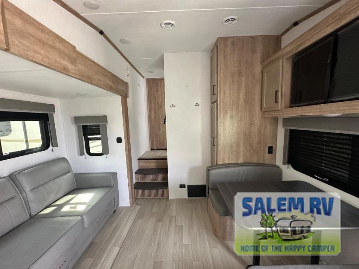 Used Used 2024 Keystone RV Arcadia Select 21SRK