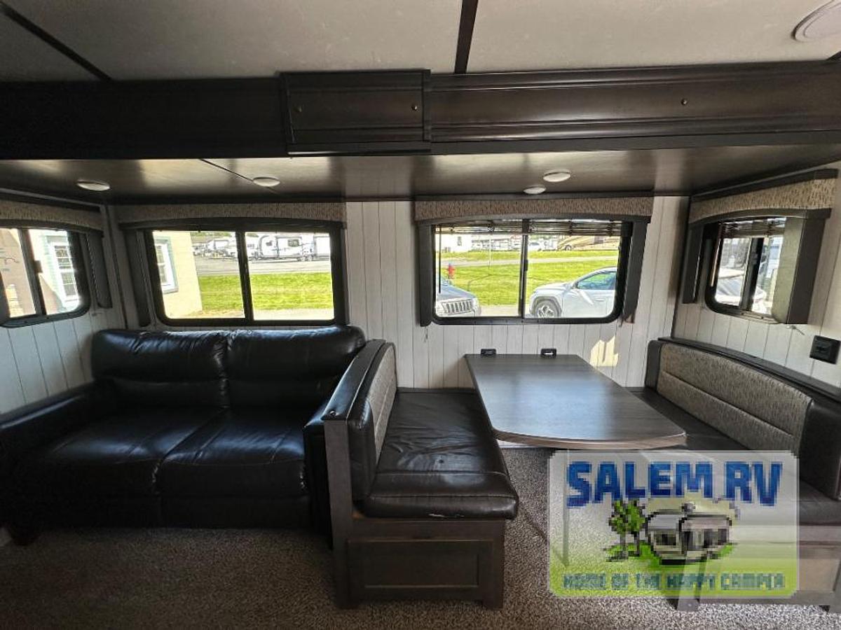 Used Used 2016 Forest River RV Salem Hemisphere Hyper-Lyte 24RLSHL