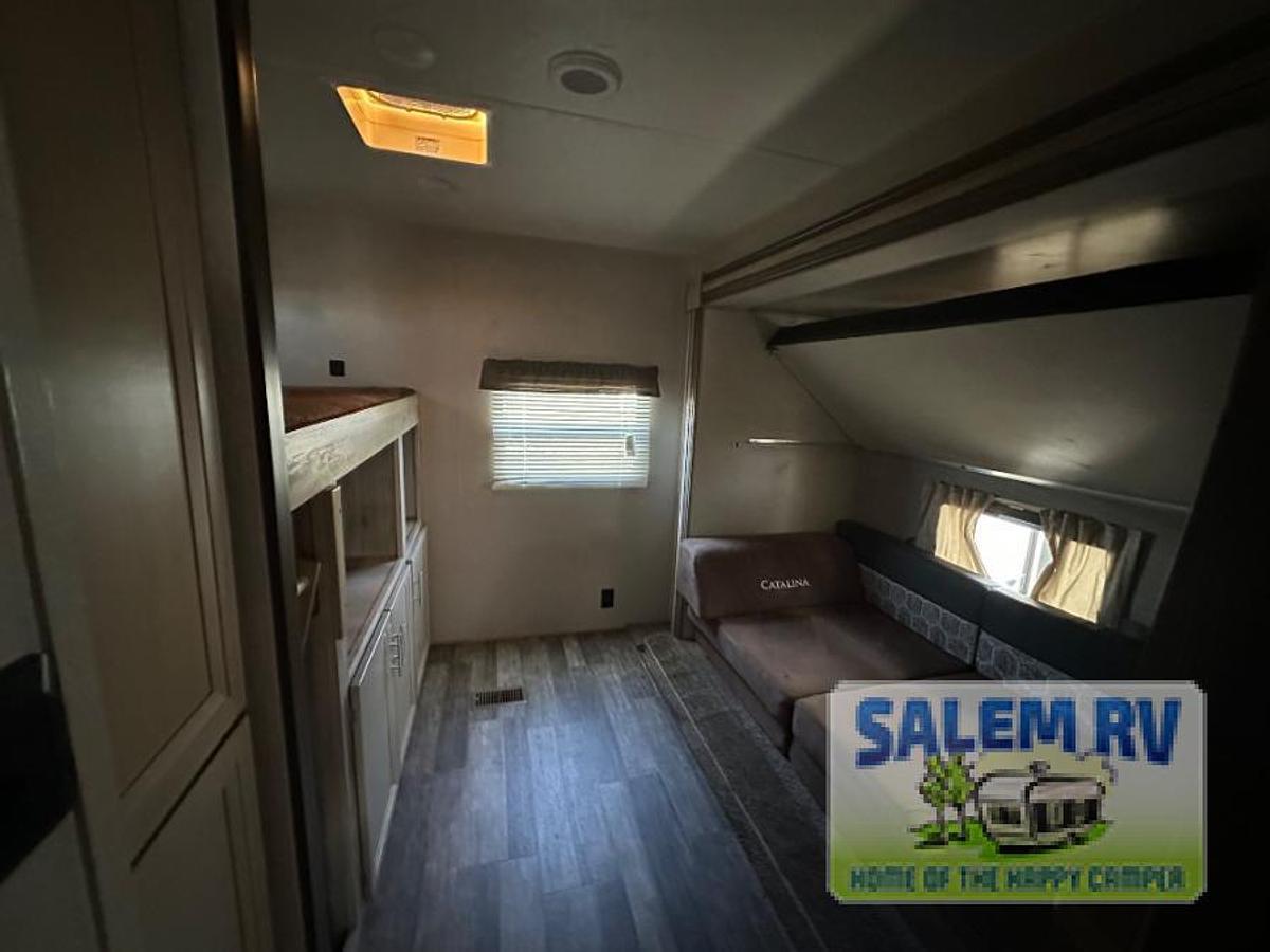 Used Used 2021 Coachmen RV Catalina Legacy 323BHDSCK