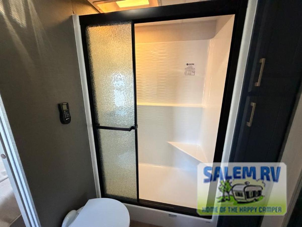New 2026 Palomino Columbus 384RKH