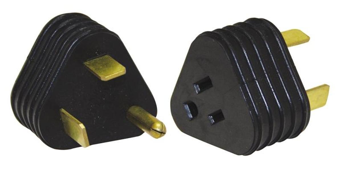 Adapter Plug - 30 Amp Male To 15 Amp Female, Bulk