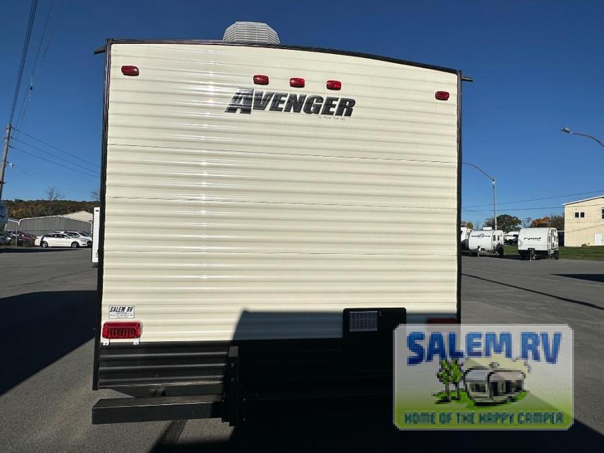Used Used 2015 Prime Time RV Avenger 26BH