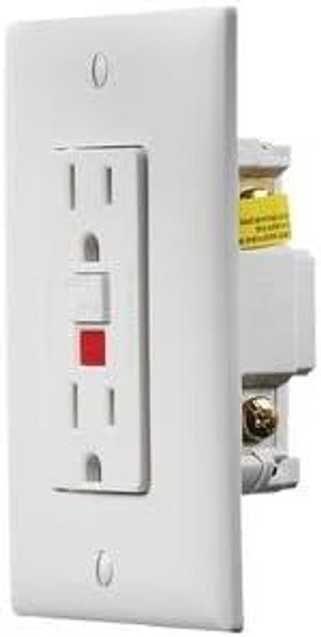 Dual Gfci Outlet With Cover Plate - White