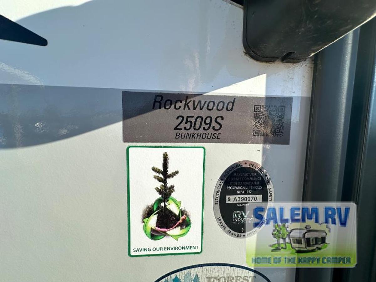 Used Used 2022 Forest River RV Rockwood Mini Lite 2509S