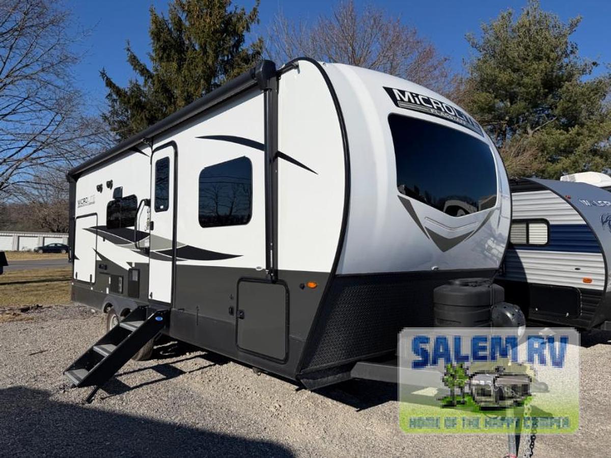 Used Used 2025 Forest River RV Flagstaff Micro Lite 25BSDS