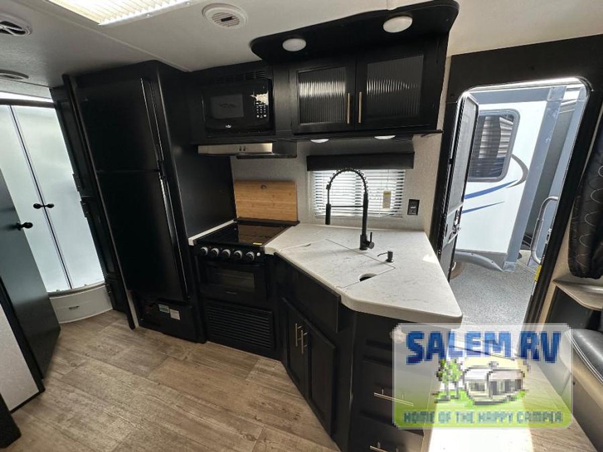 Used Used 2022 Forest River RV Cherokee Grey Wolf 23MK