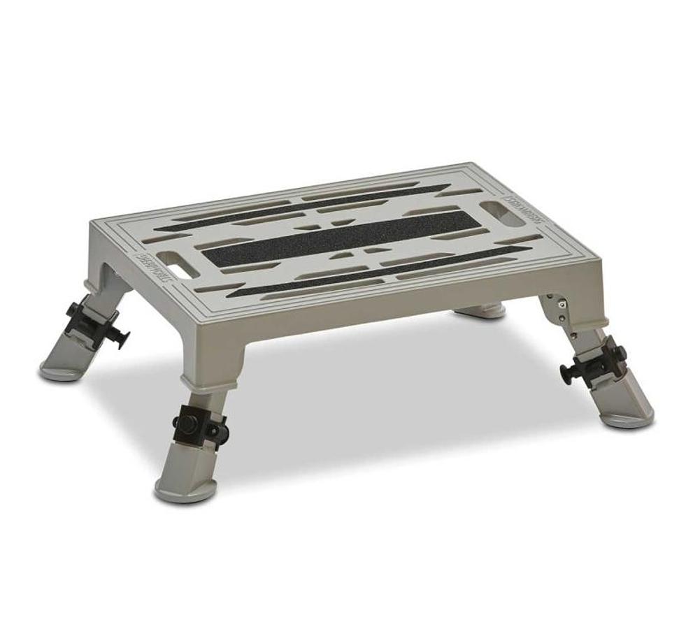 Aluminum Platform Step With Adjustable Legs
