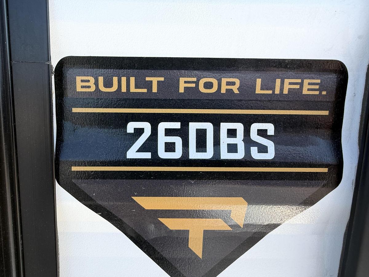 New 2026 Prime Time RV Avenger LE 26DBSLE