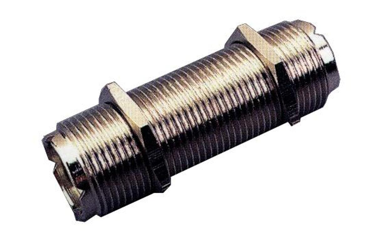 Double Female Bulkhead Connector