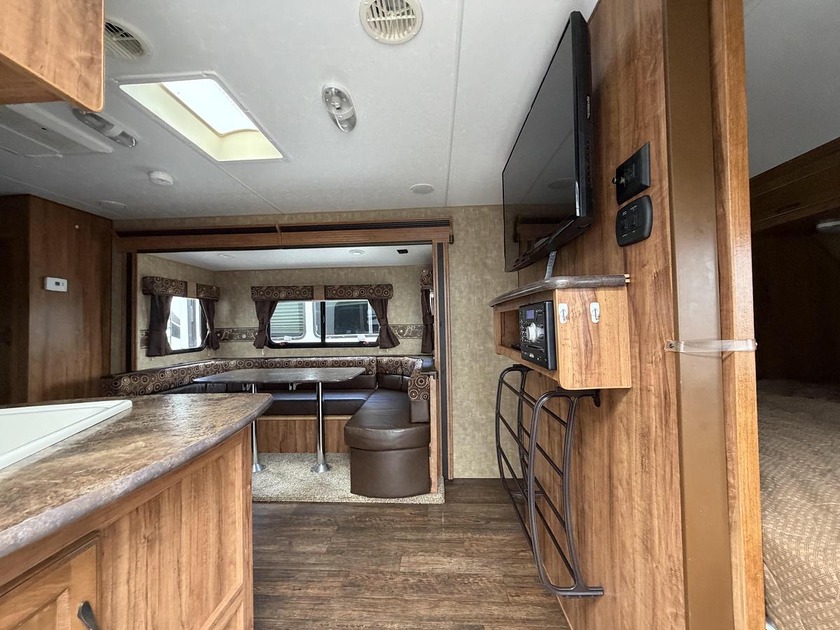 Used 2015 KZ RV Spree 250BHS