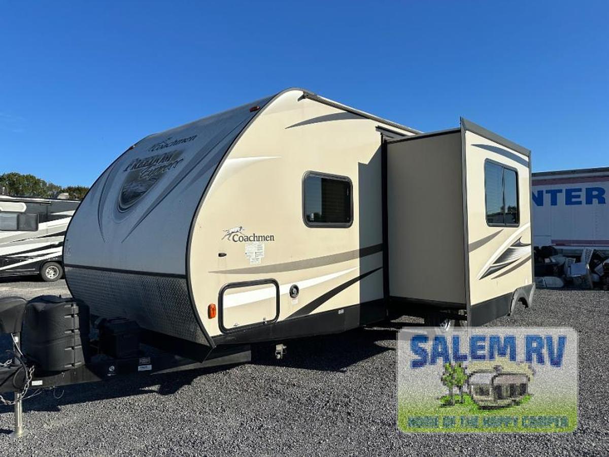 Used Used 2018 Coachmen RV Freedom Express 25SE