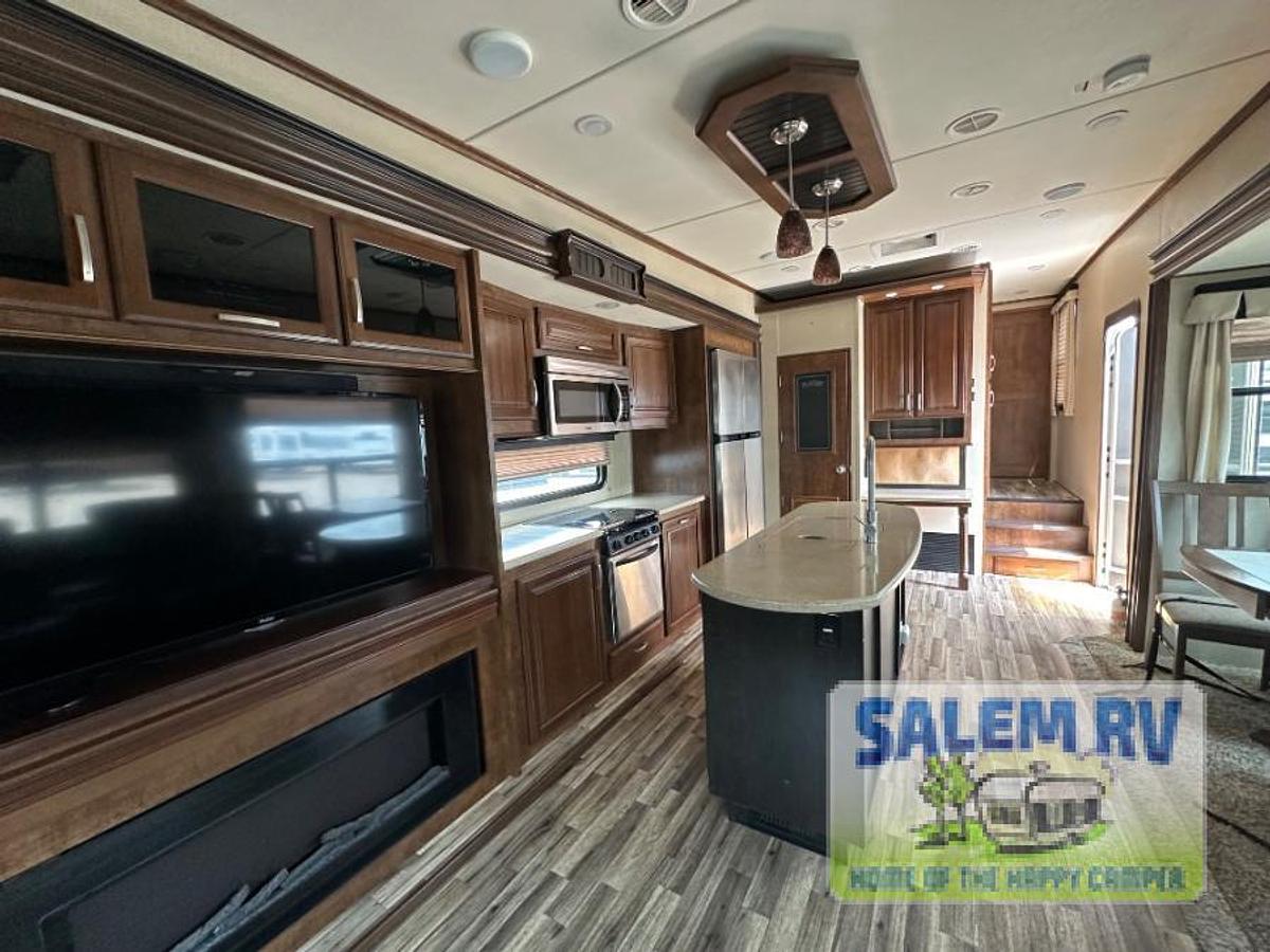 Used Used 2016 Grand Design Solitude 384GK