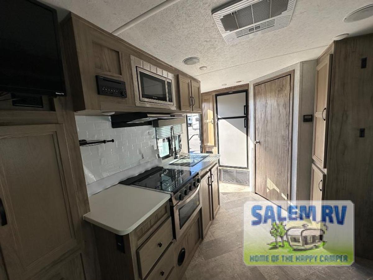 Used Used 2022 Palomino SolAire Ultra Lite 208SS